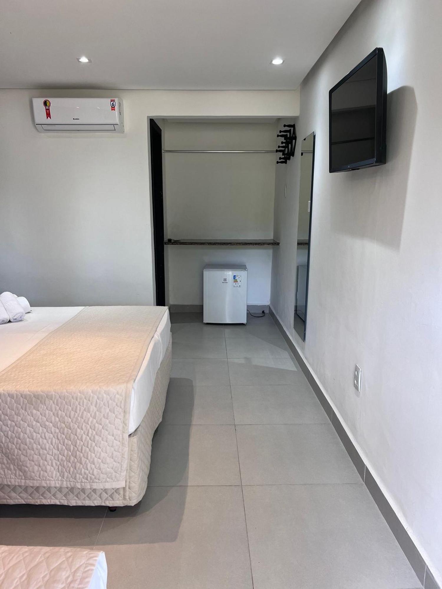 O Beira Mar Praia Hotel Esta Localizado Na Orla, Na Praia De Taperapuan, Cafe Incluso, Wi-Fi 500Mb, Piscinas, Estacionamento Privativo, Ar Condicionado Split, Smart Tv, Frigobar, Porto Seguro Exteriér fotografie